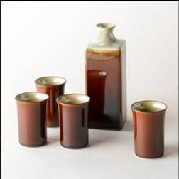 Sake Bottle/Cups